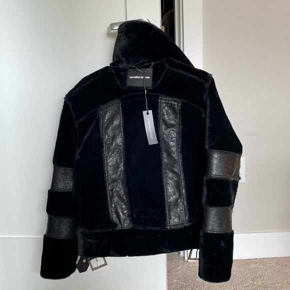 Plush Vegan-Leather Aviator Fall Jacket in Black - Picture 7 of 8